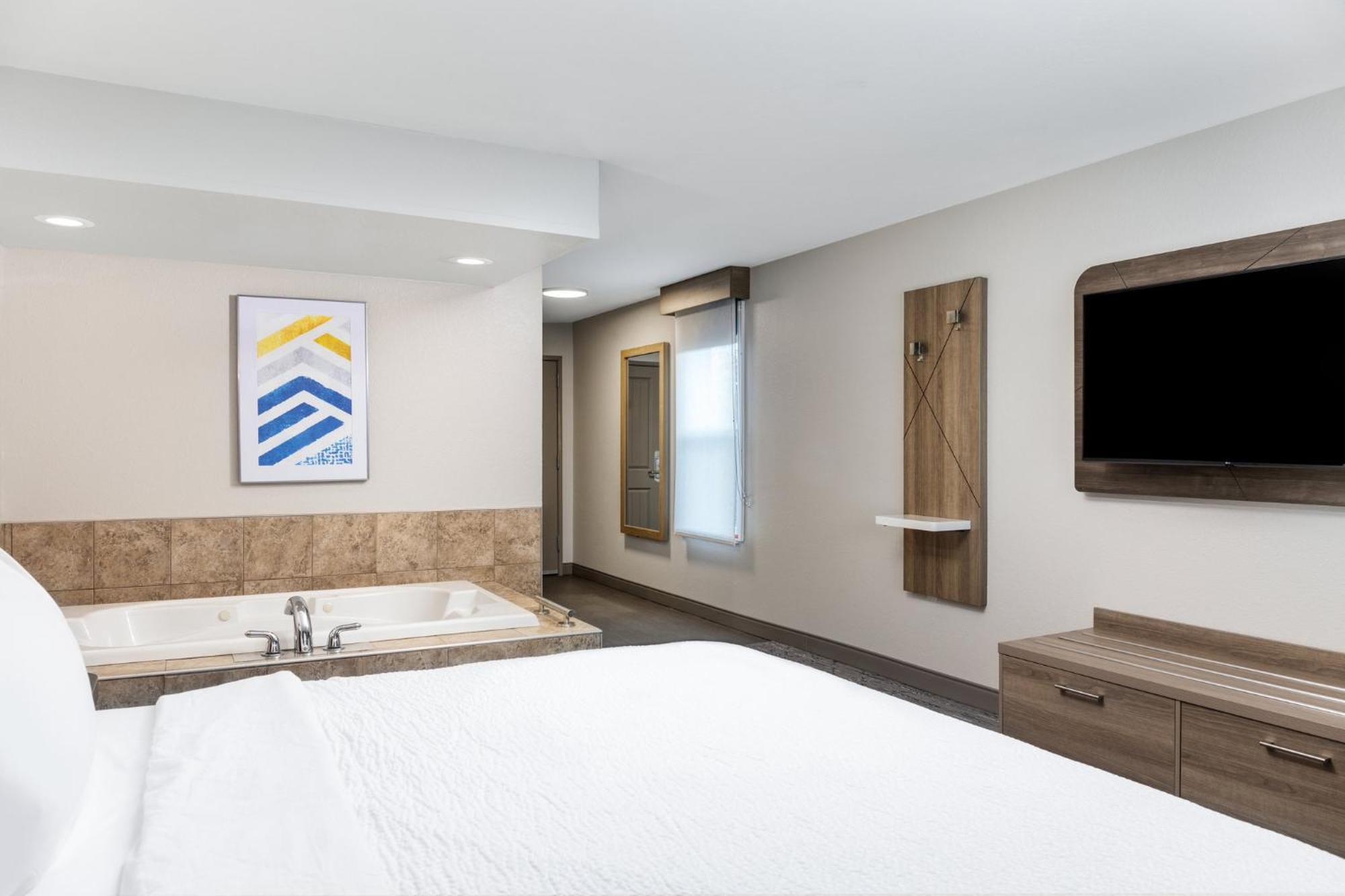 Holiday Inn Express & Suites - Green Bay East By Ihg Ngoại thất bức ảnh
